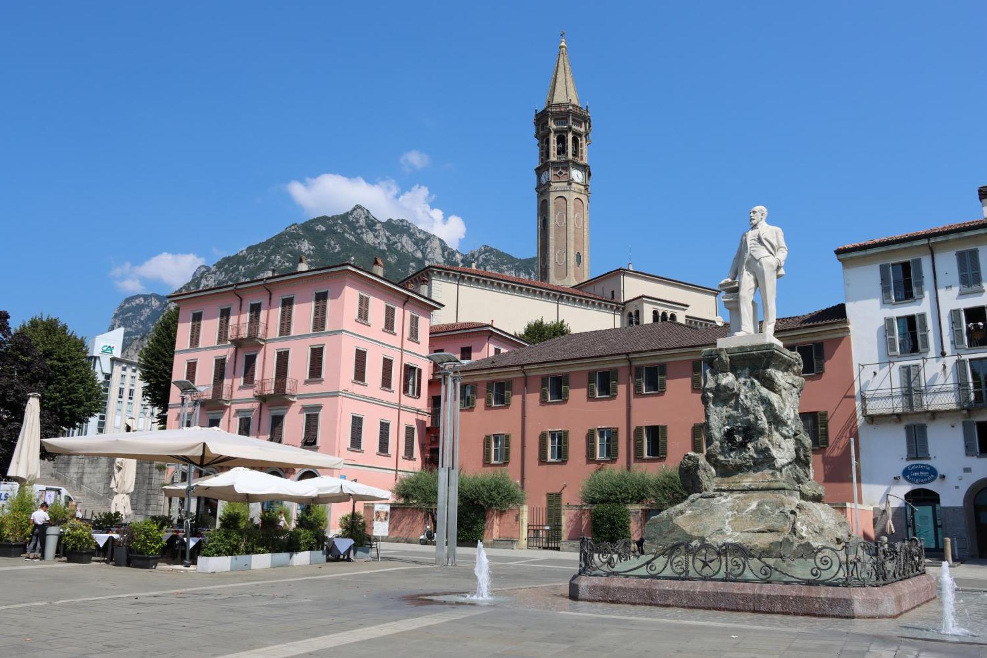 Appartamento Casa Ardo Wifi & Free Parking In Lecco Center Esterno foto